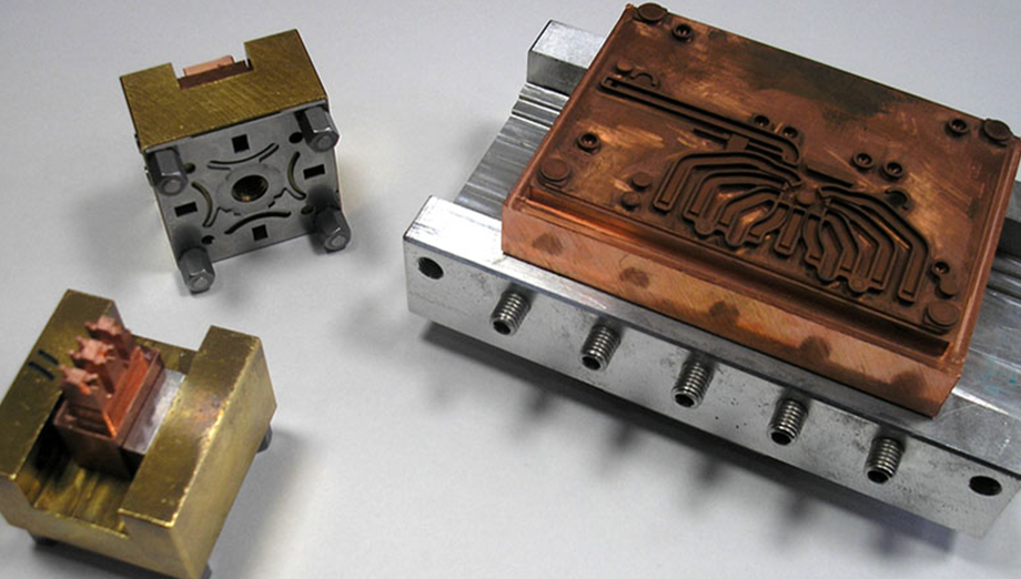 技術と品質― 1μmへの挑戦
